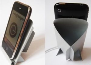 carboard-iphone-dock